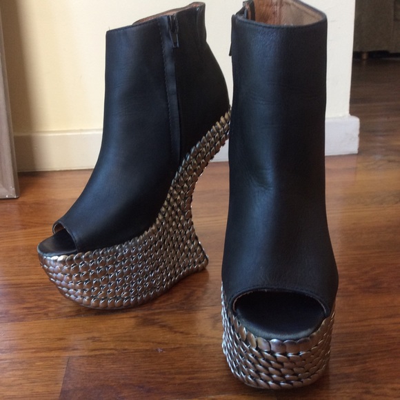 Jeffrey Campbell Night Tick - Picture 1 of 4